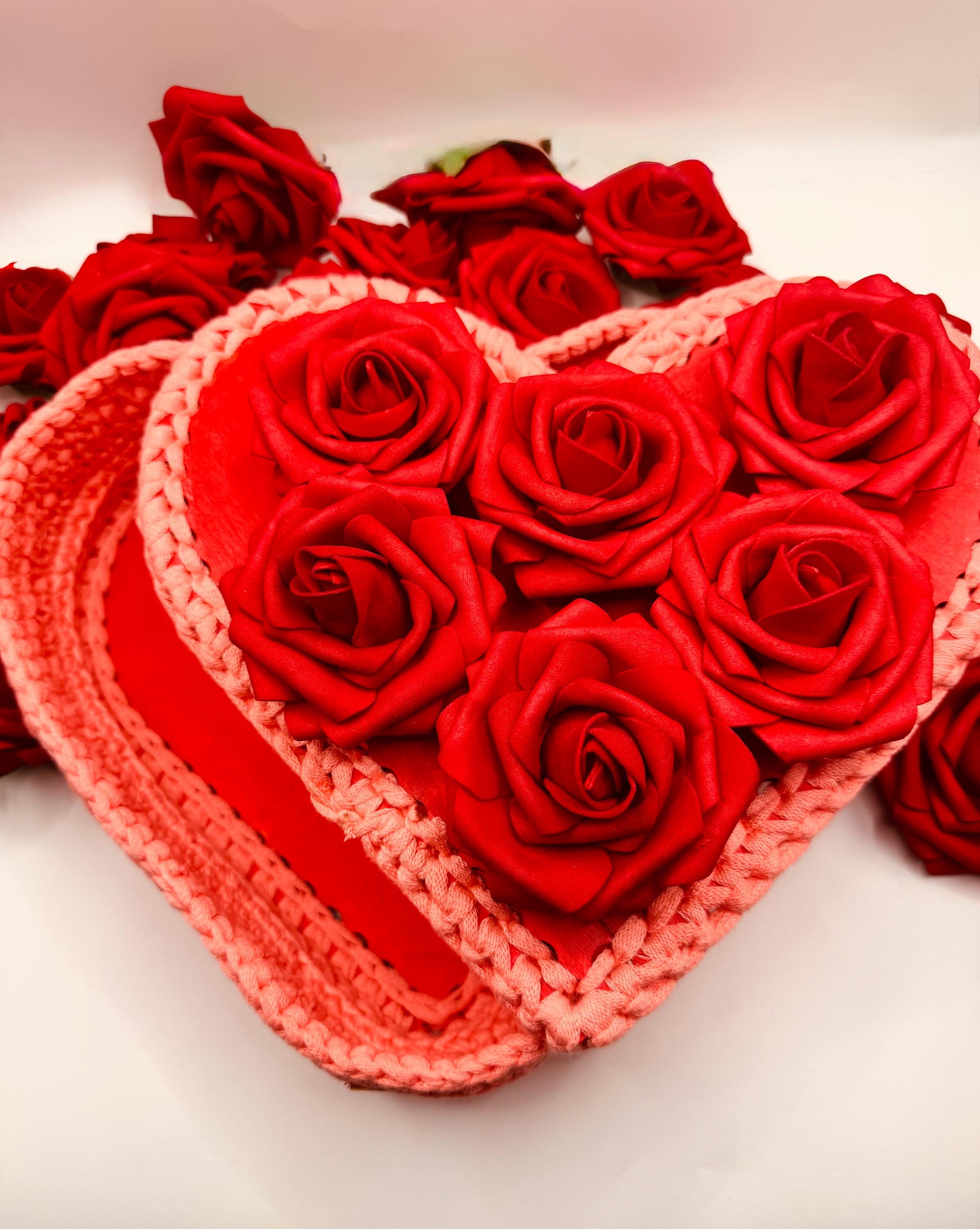 Crochet Heart Jewelry Box with Roses – Hand-Painted Romantic Keepsake